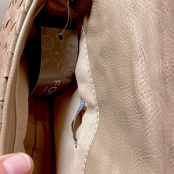 Fond Singapore | Woven PU Crossbody Bag | NWT | Beige - Picture 8 of 11